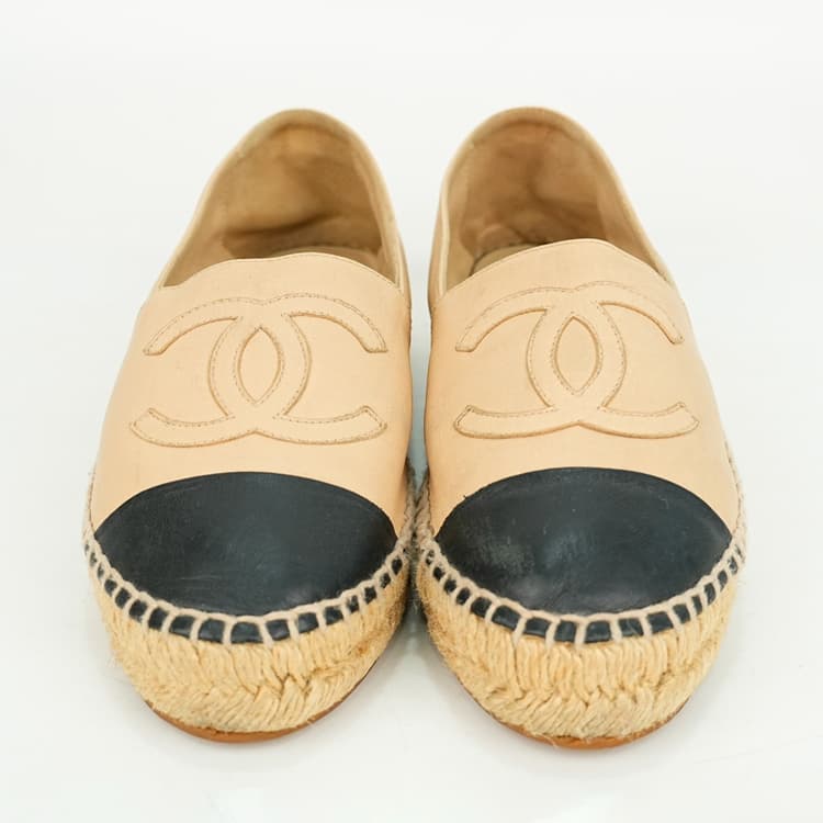 Size 35 - Chanel Lambskin Espadrilles in Beige and Black-Hover-Image