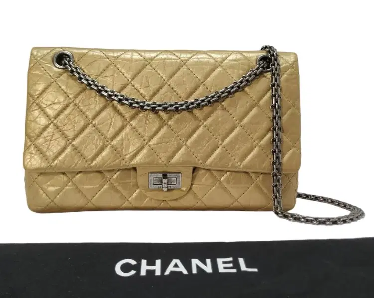 Chanel Quilted Double Flap Classic 2.55 Reissue Light Gold Bag-Hover-Image