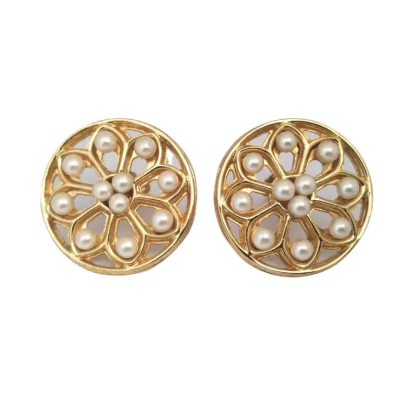 Chanel Vintage Pearl Round Large Earrings