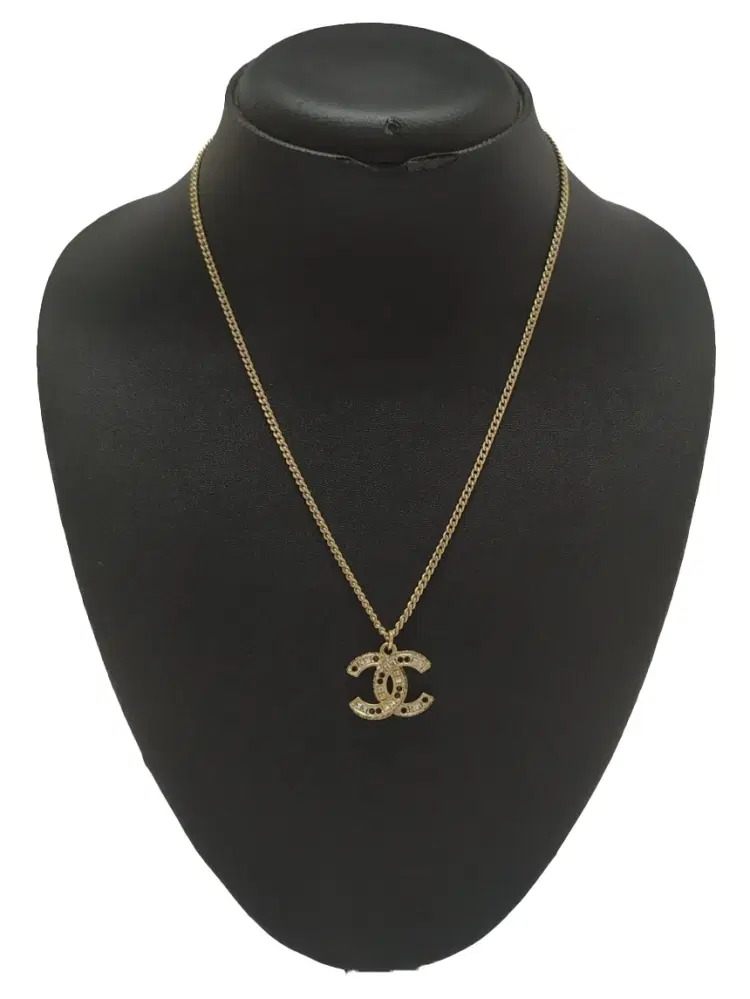 Chanel Classic CC Logo Gold Crystal/Black Necklace-Hover-Image