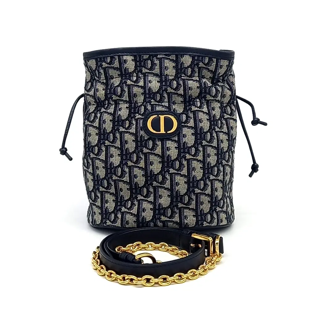 Christian Dior 30 Montaigne Drawstring Mini Bucket Bag