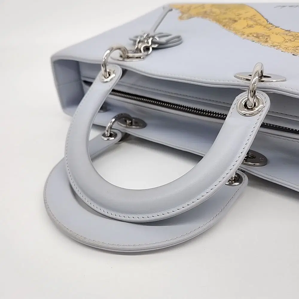main-slider-image-1
