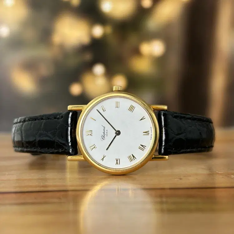 Chopard Classic White Dial 18kt Gold Ladies Watch-Hover-Image