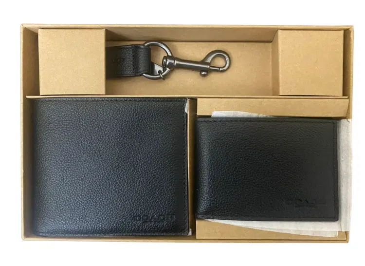 Coach Boxed 3 In 1 Wallet Gift Set In Signature Canvas-Hover-Image