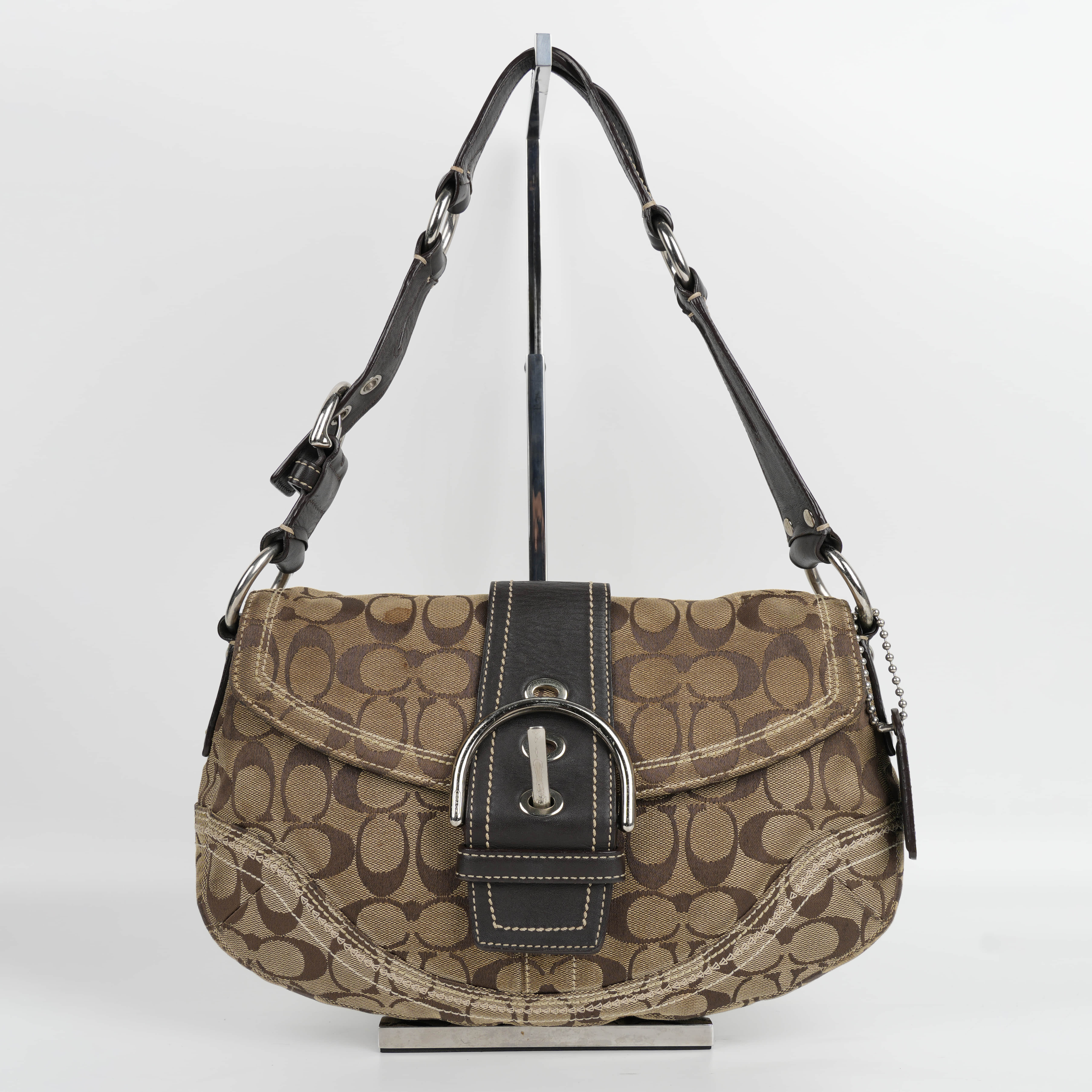 バッグ Coach Soho Brass Buckle Flap Shoulder coach-soho-buckle-flap-