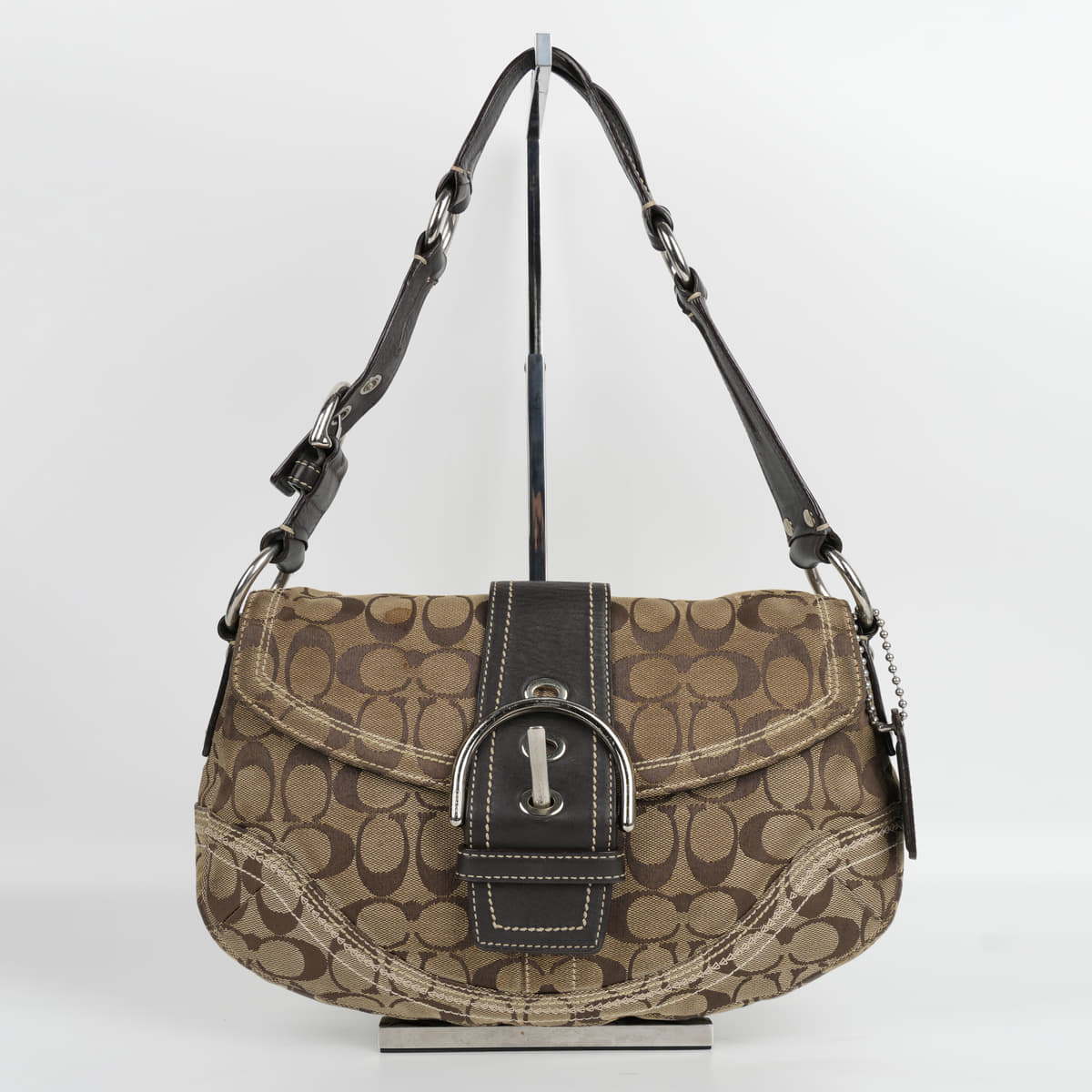 Coach Soho Buckle Flap Beige Buckle Flap Shoulder Bag - Luxepolis
