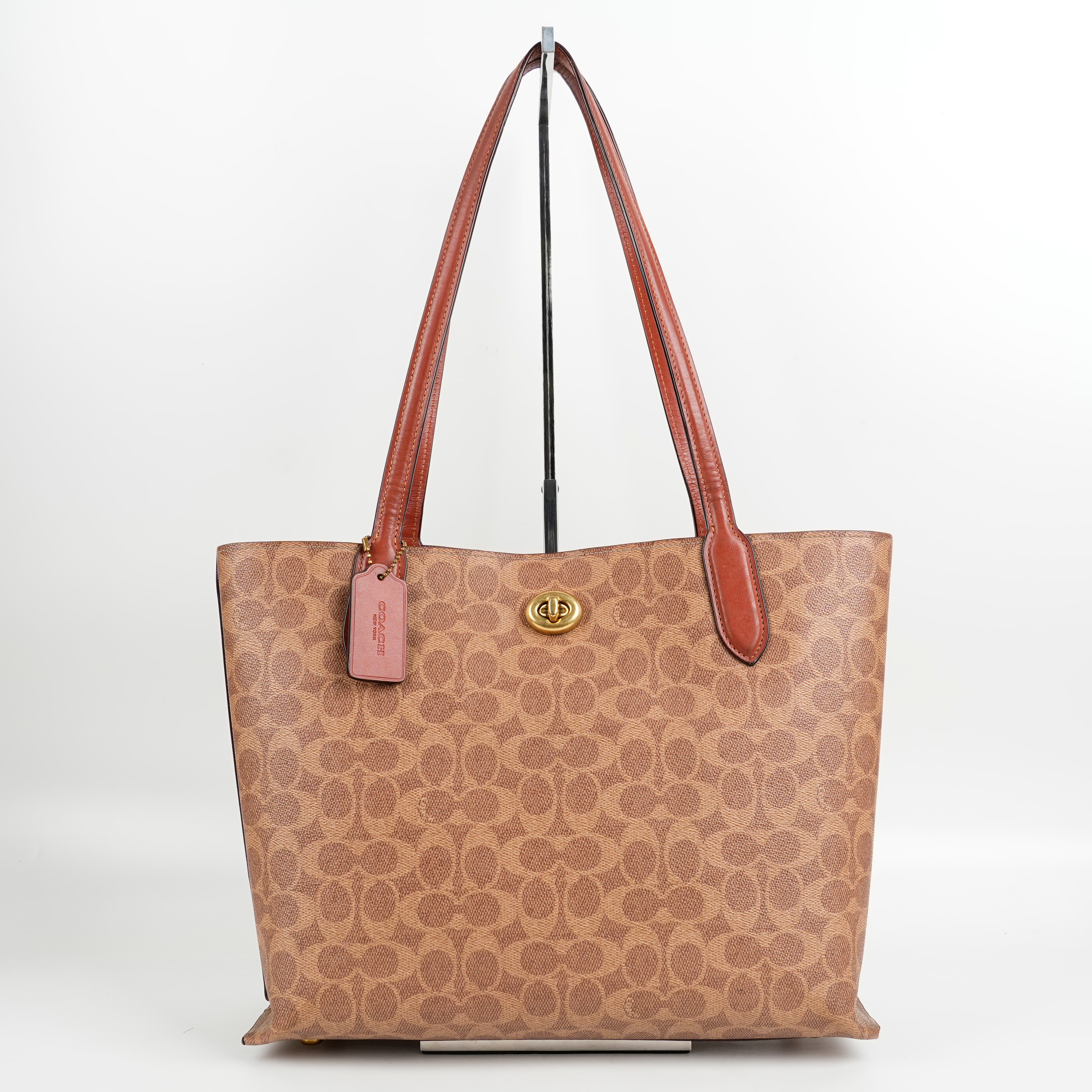 Coach Willow Tote Bag In Signature Canvas