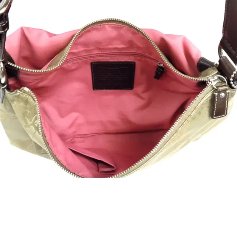 Coach- Ashley Signature Horse And Carriage Shoulder Bag