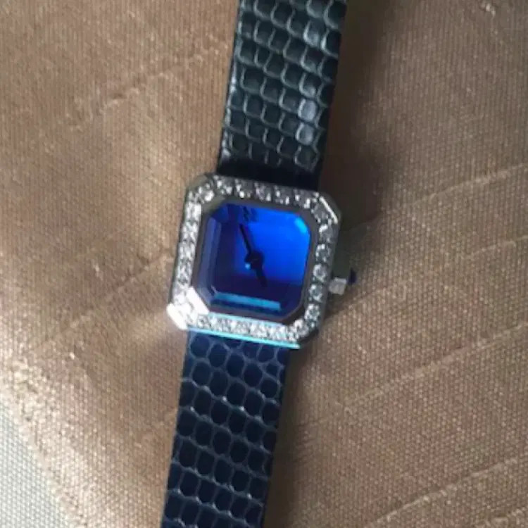 Corum Sugar Cube Diamond Ladies Watch-Hover-Image