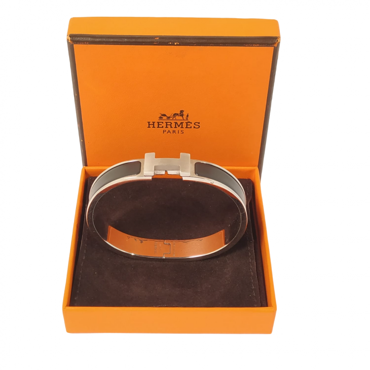 Benjamin Harfenist Showcases the Tournis Tresse Bracelet for Hermes -  Motion design - STASH : Motion design – STASH