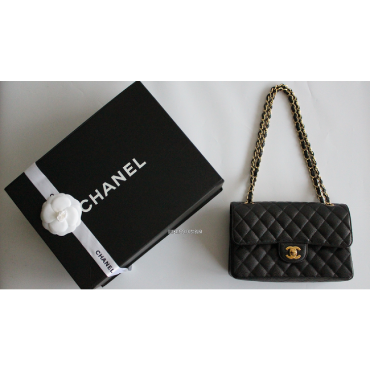Buy Luxury Pre-owned Authentic Chanel Classic Flap Bag Black online |  Luxepolis.com