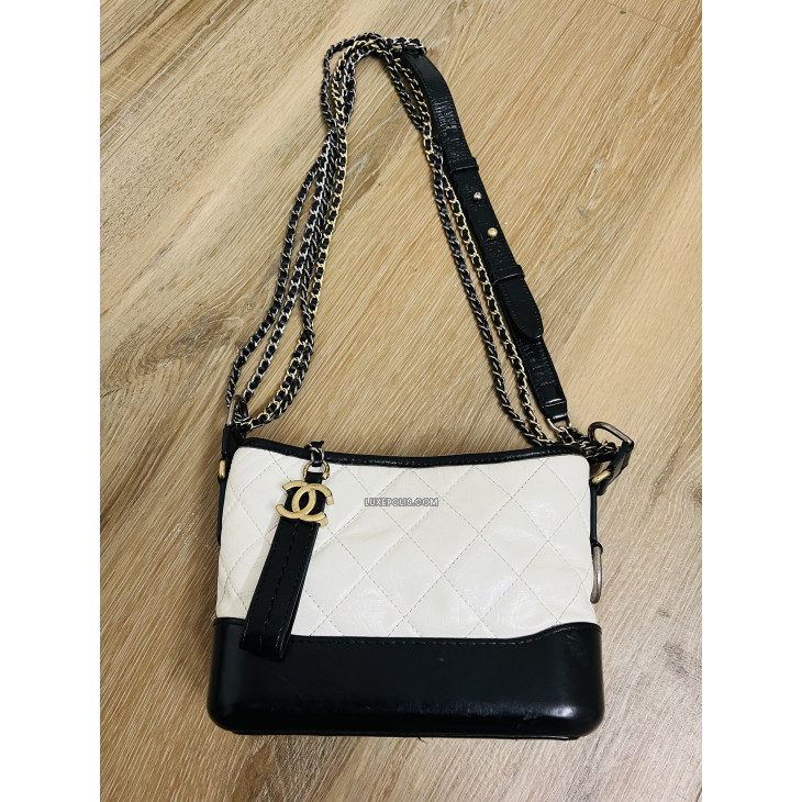 Chanel Gabrielle Hobo with Handle Small – allprelovedonly