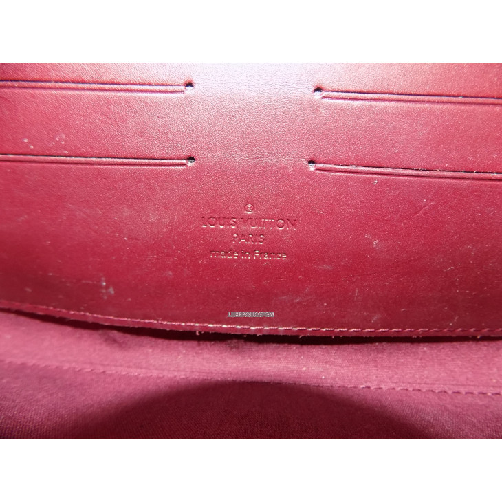 LOUIS VUITTON Felicie Pochette Vernis Crossbody Bag Amarante - 15% OFF