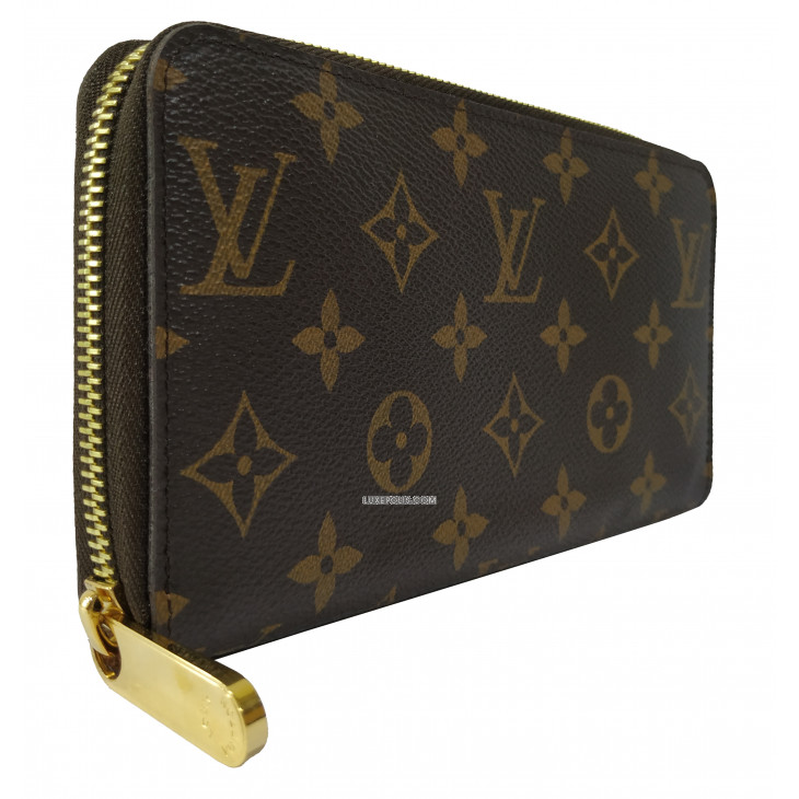Shop Louis Vuitton ZIPPY WALLET 2023-24FW Monogram Unisex Plain Leather  Long Wallet Bridal Logo (M82737) by MINI's