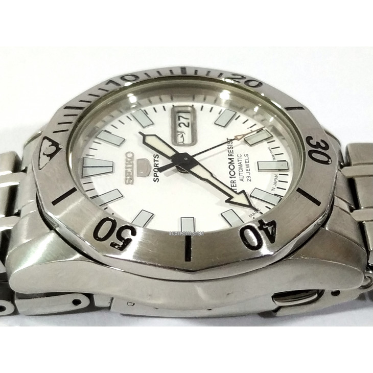Buy Pre-owned & Brand new Luxury Seiko 5 Sports Automatic 23 SNZF81 SNZF81K1 SNZF81K Mens Watch Online | Luxepolis.Com