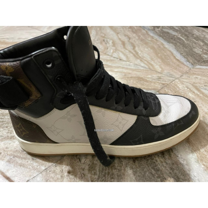 Buy Pre-owned & Brand new Luxury Louis Vuitton Monogram Canvas Rivoli  Sneaker Boot Online