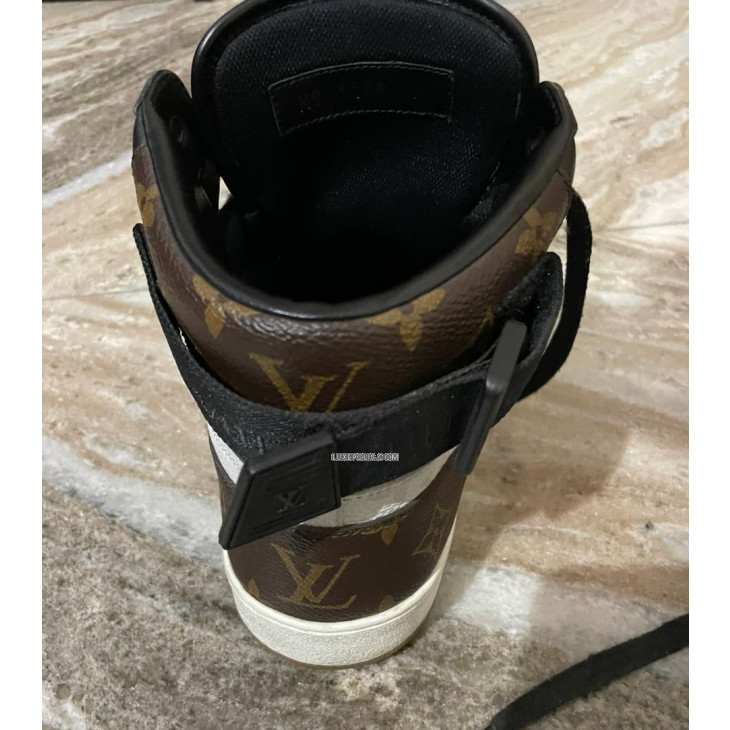 Louis Vuitton Rivoli Sneaker Boot (1A44VS)