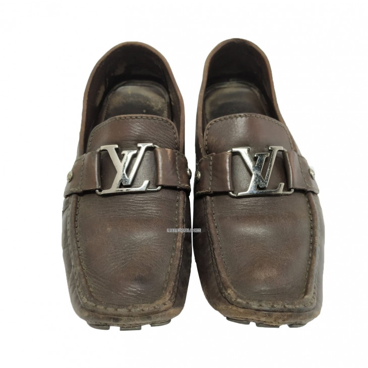 Louis Vuitton Leather Monte Carlo Loafer In Blanc