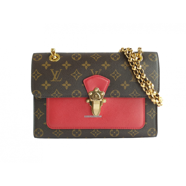 Here it is . The perfect Louis Vuitton Crossbody. The Louis Vuitton, M