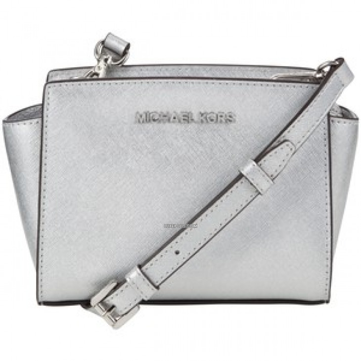 Buy Brand New & Pre-Owned Luxury MICHAEL Michael Kors Selma Mini Leather  Messenger Bag Online