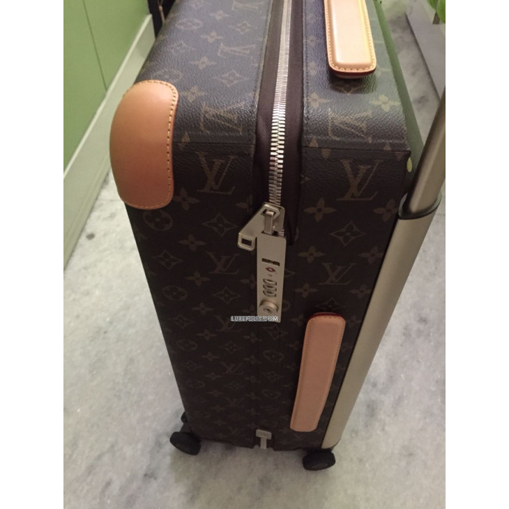 Louis Vuitton Luggage - Horizon 55 Monogram