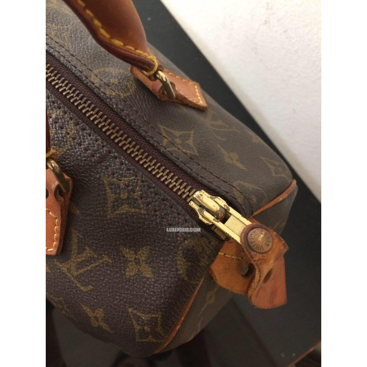 Louis Vuitton Monogram Favorite Clutch PM Bag (Authentic Pre Owned)