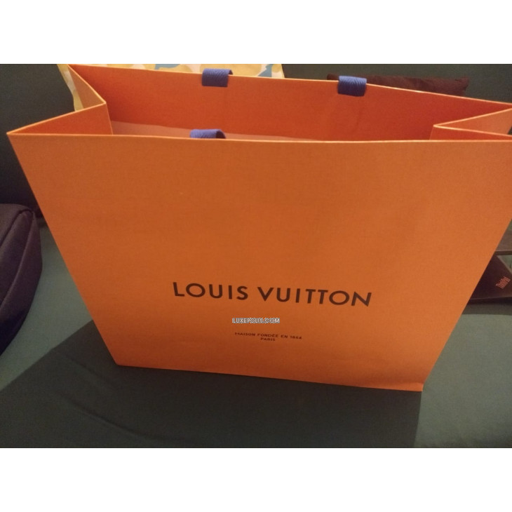 Louis Vuitton Neverfull MM 2019 Epi Leather Navy Red Tote Bag – Fashion  Reloved