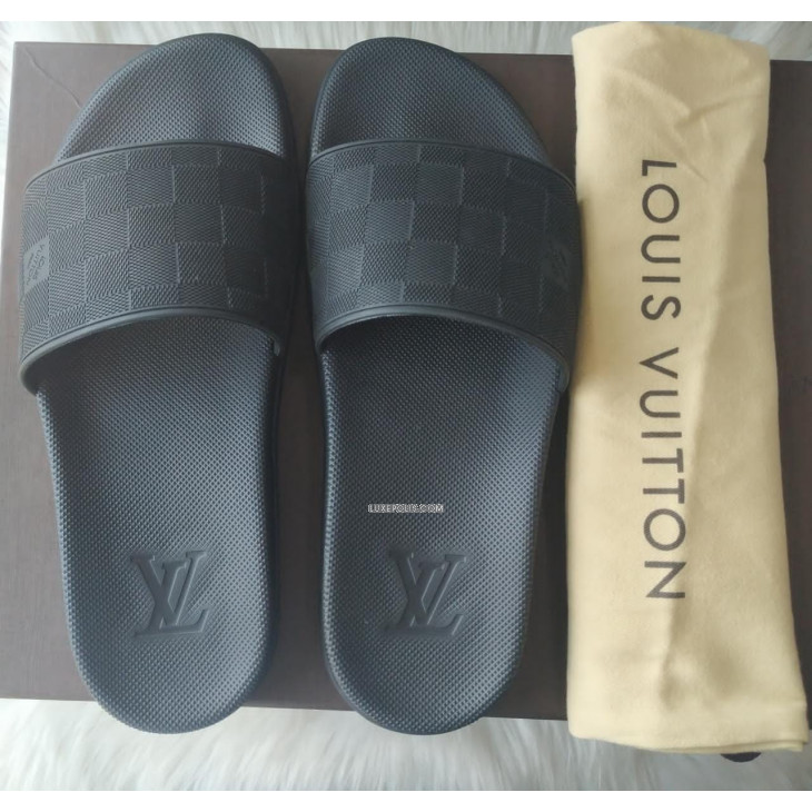 Louis Vuitton Mens Waterfront Slide Silver EU 45 / UK 11 – Luxe
