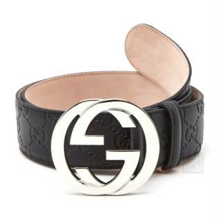 Gucci Signature Interlocking G Buckle Leather Belt