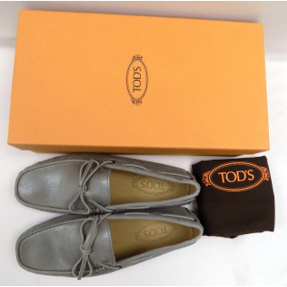 Tod's Silver Heaven Laccetto Metallic Leather Driving Moccasins