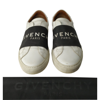 Givenchy Urban Street Leather Sneakers