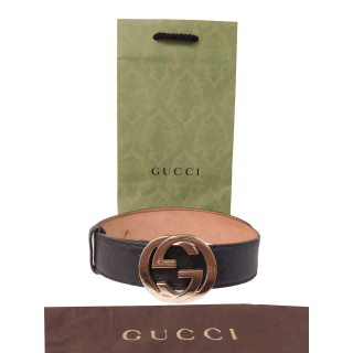 Gucci Signature Interlocking G buckle Leather Belt