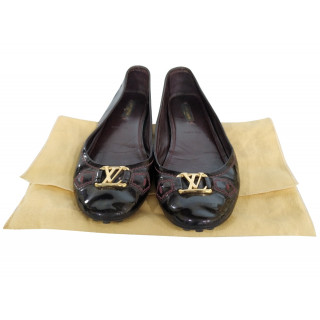 Louis Vuitton Black Patent Leather LV Logo Slingback Flat Sandals Size 39 Louis  Vuitton
