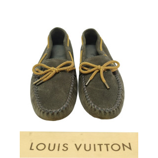 LOUIS VUITTON Dark Brown Suede leather Moccasin Loafers Size 8