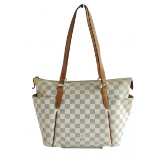 Search results for: 'louis vuitton damier azur canvas totally mm tote bag  9047
