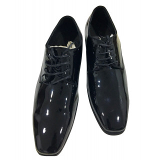 Kenneth Cole Patent Leather Lace Up Shoes