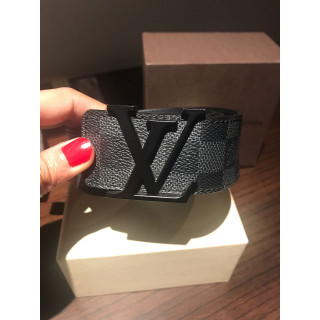 Louis Vuitton Black Taiga Leather LV Initiales Belt 95CM Louis
