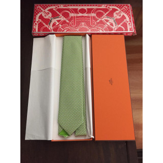 Hermes Dotted Print Light Green Tie