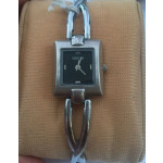 Gucci Ladies Quartz Bracelet Watch 