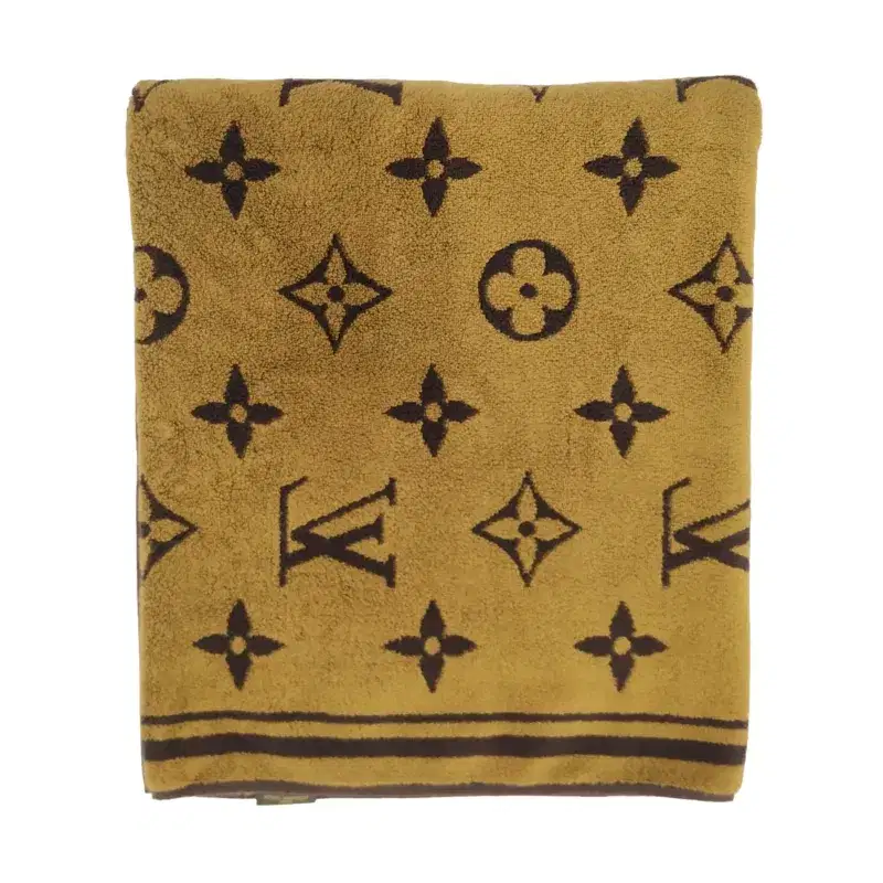 Louis Vuitton Monogram Classic Beach Towel | Luxepolis India