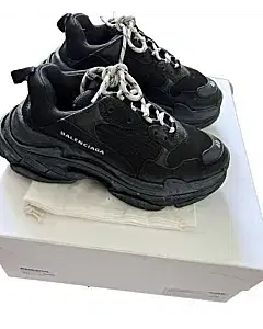 Balenciaga Black Tess S. Gomma 40 Sneakers
