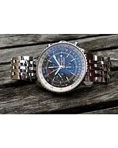 Breitling Navitimer World