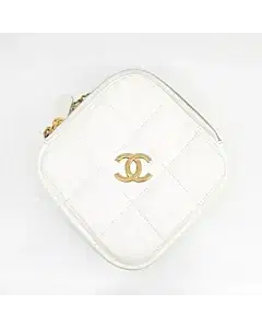 Chanel Diamondback AS2201