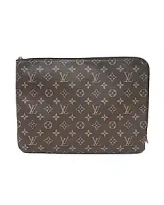 Louis Vuitton Étui Voyage MM M44499
