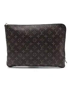 Louis Vuitton Monogram Étui Voyage MM M44499