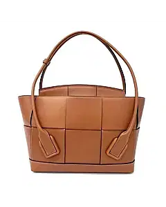 Bottega Veneta Arco Medium 