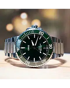 Oris Aquis Date Green Dial Steel Mens Watch