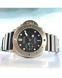 Panerai Submersible PAM01305 47MM