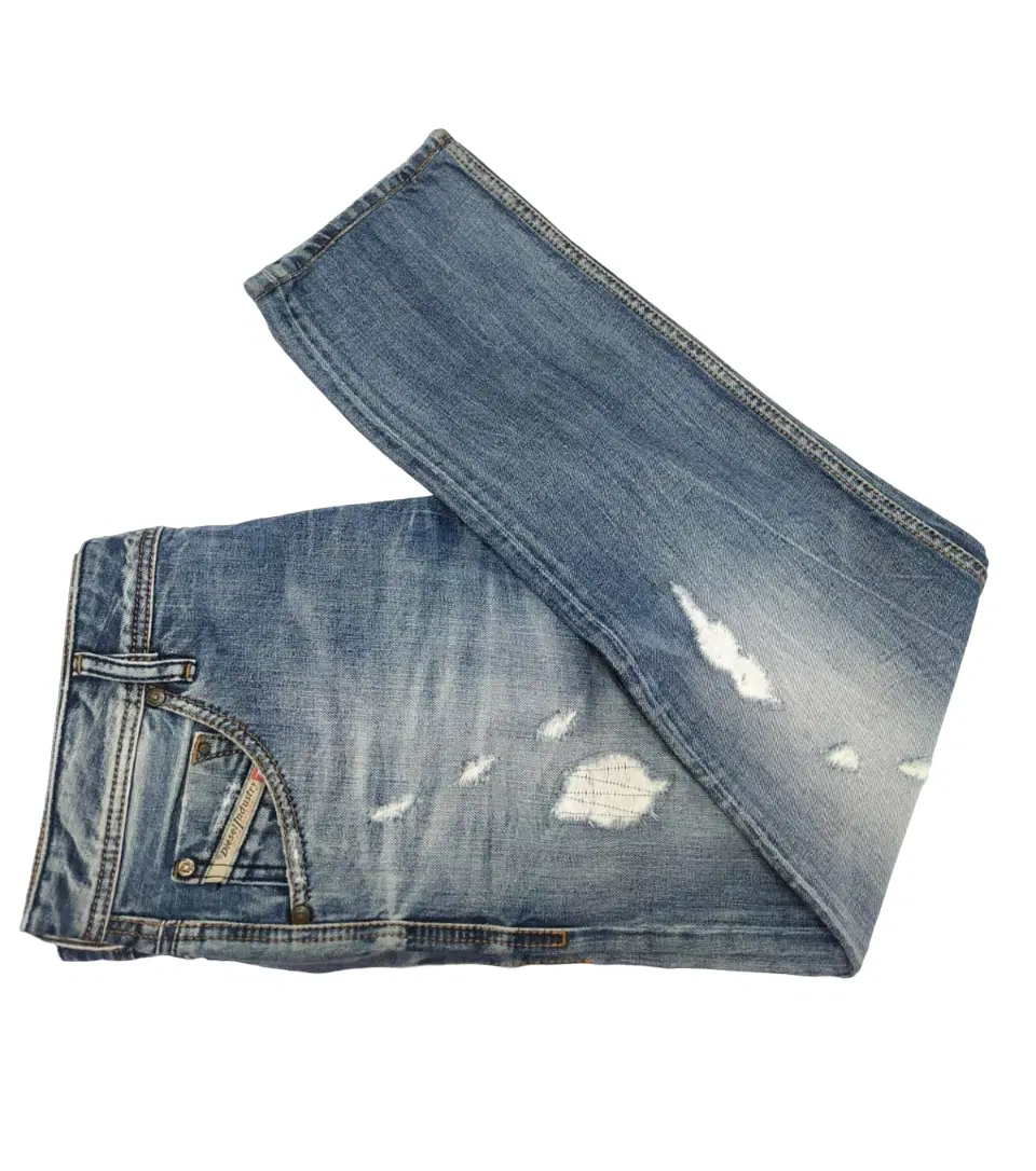 Diesel 0831I Krayver Regular Slim Carrot Jeans