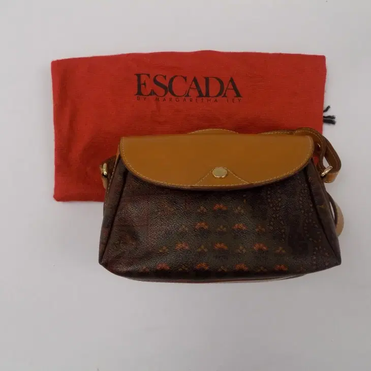 Escada Brown Tan Leather Messanger Flap Shoulder Crossbody Bag-Hover-Image